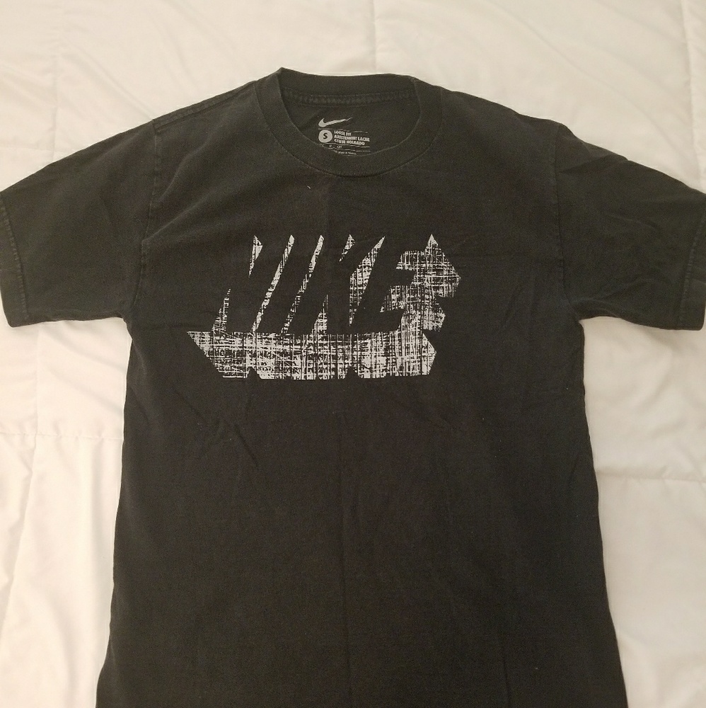 Nike t-shirt